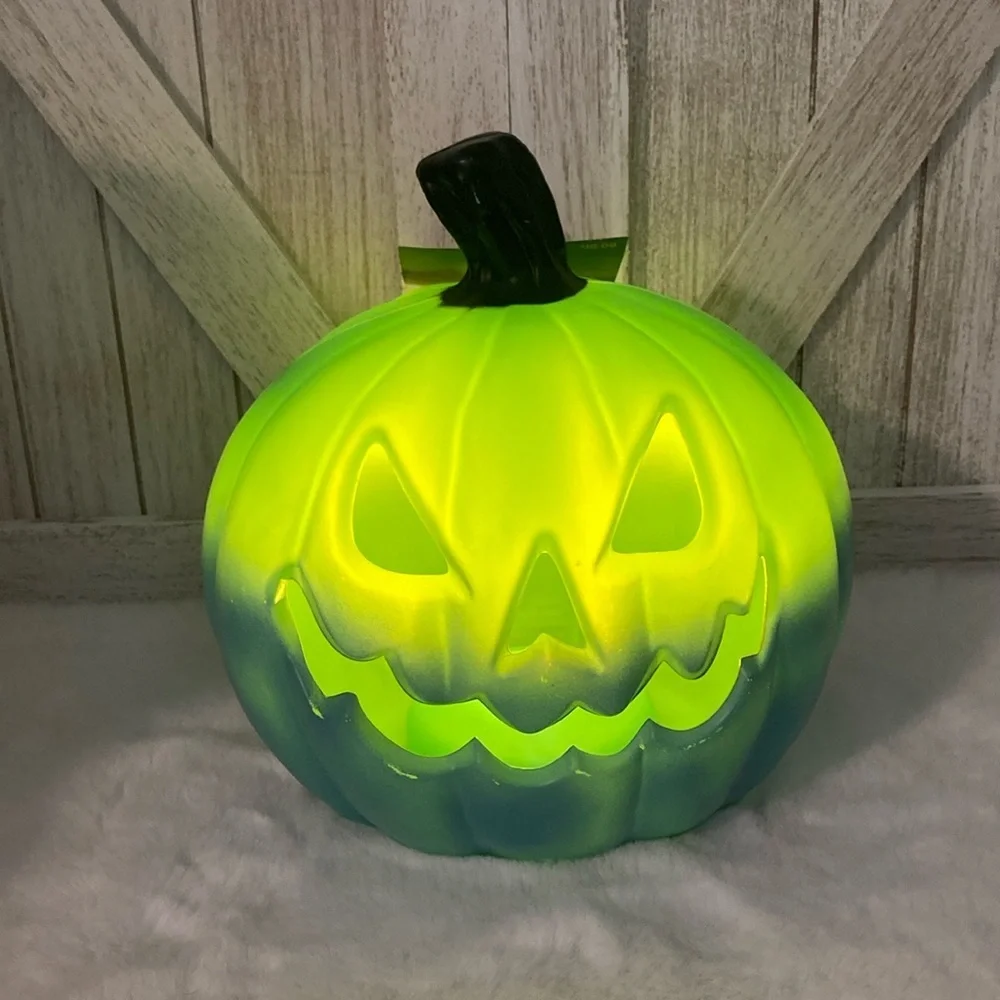 Target Hyde and Eek 2023 Halloween Lit Pumpkin